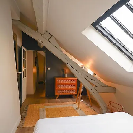 Apartment Grand Coeur Du Marais - Dernier Etage *